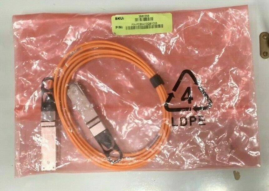 Finisar Quadwire 40Gb/s QSFP+ Active Optical Cable