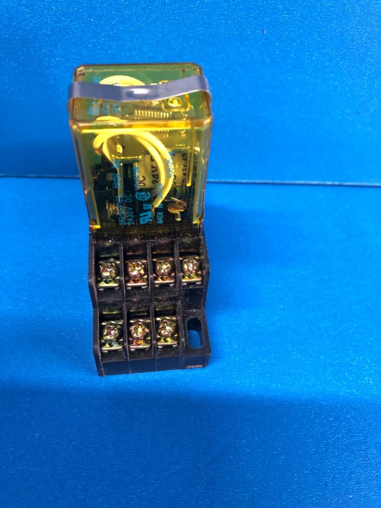 Aromat HC4E-H-DC24V 24 volt