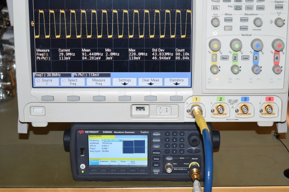 Keysight Agilent 33621A 120Mhz 1GS/s 14bit Arbitrary Waveform Function Generator