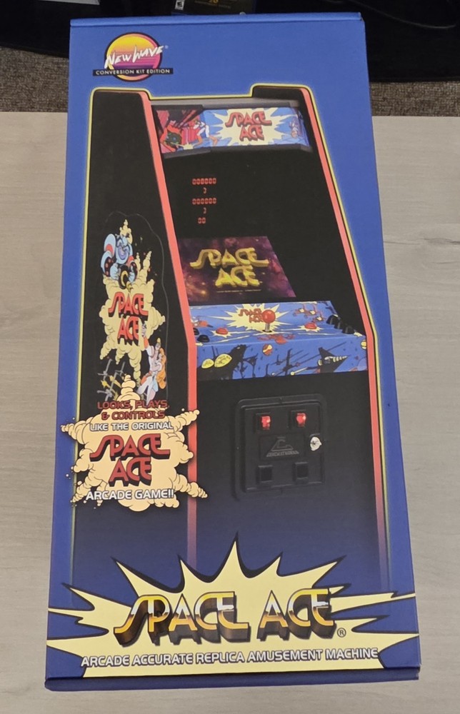 New Wave Toys - SPACE ACE X REPLICADE CONVERSION KIT EDITION RED