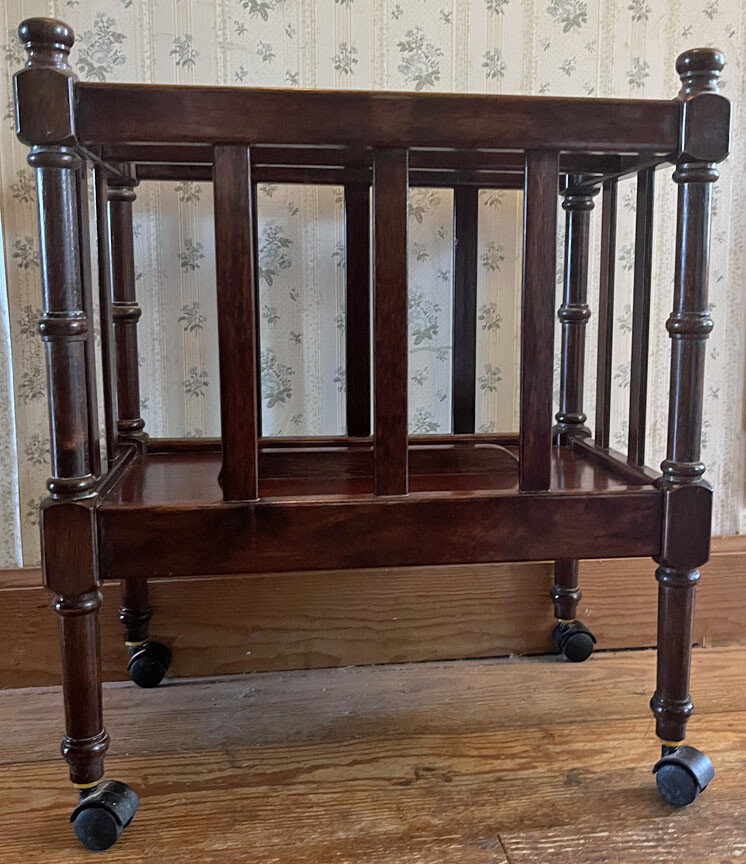 Magazine Rack - Wooden