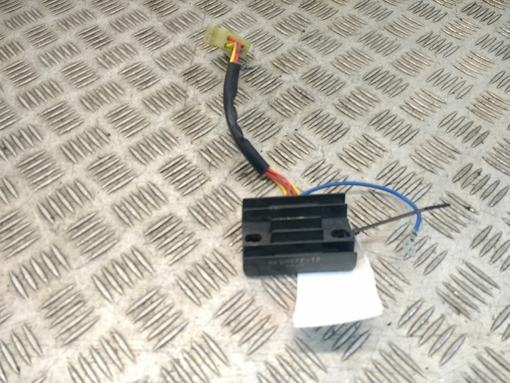 2010 APRILIA RS125  RECTIFIER REGULATOR