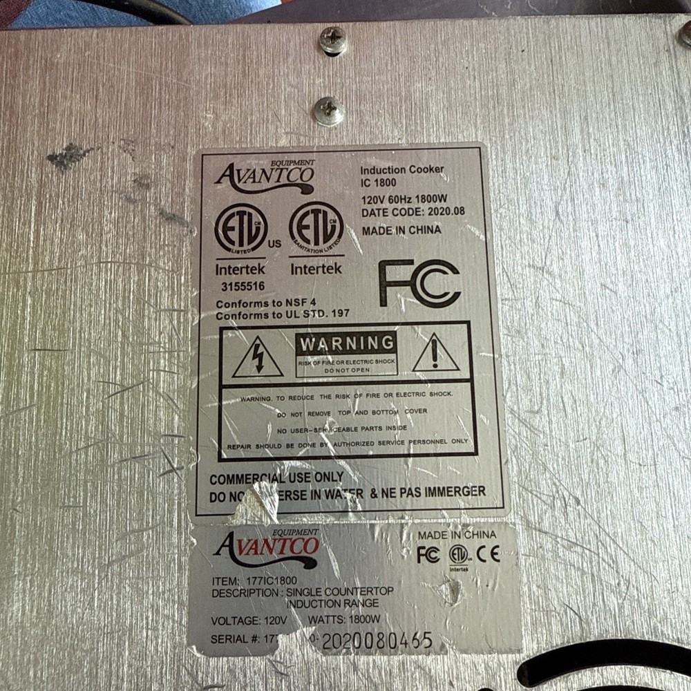 Avantco IC1800 cooktop