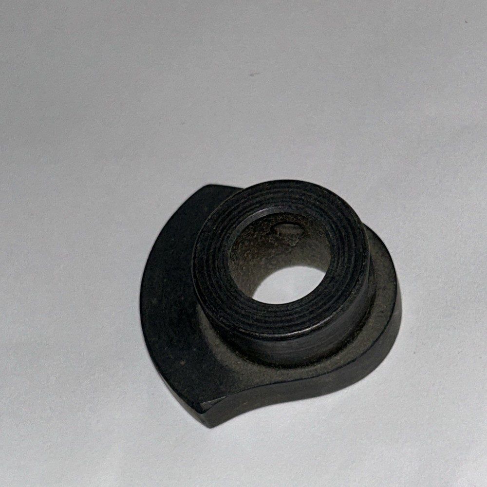 981053 Cam, Center