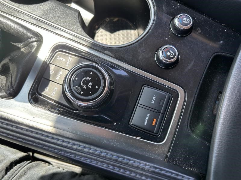 MAXIMA 2016 Fuse Box Cabin 104550318