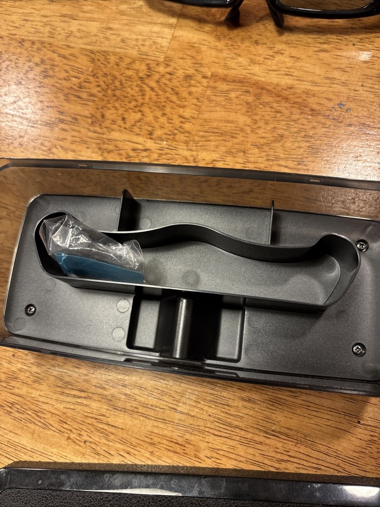 Panasonic E340592 Active Shutter 3D Glasses Black Rechargeable (G4B*)