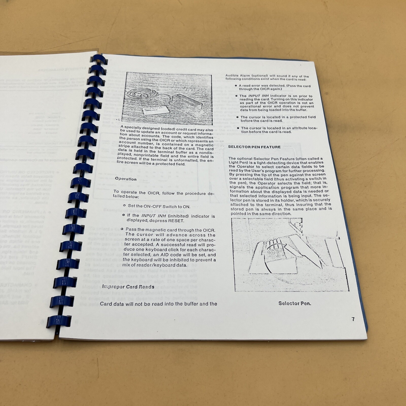 Telex Terminal Communications TC 277C Keyboard Display Terminal Operators Manual