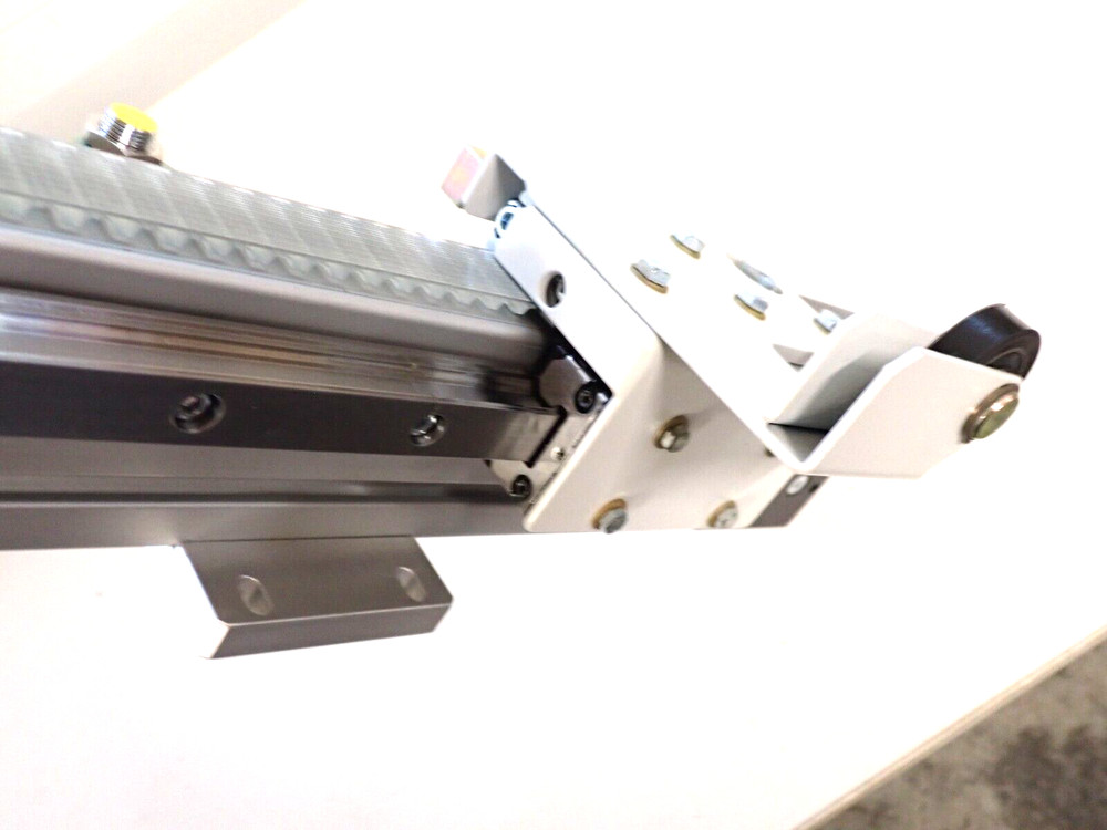 7878001 MACRON DYNAMICS WITH REXROTH BELT LINEAR RAIL SLIDE ACTUATOR NEW