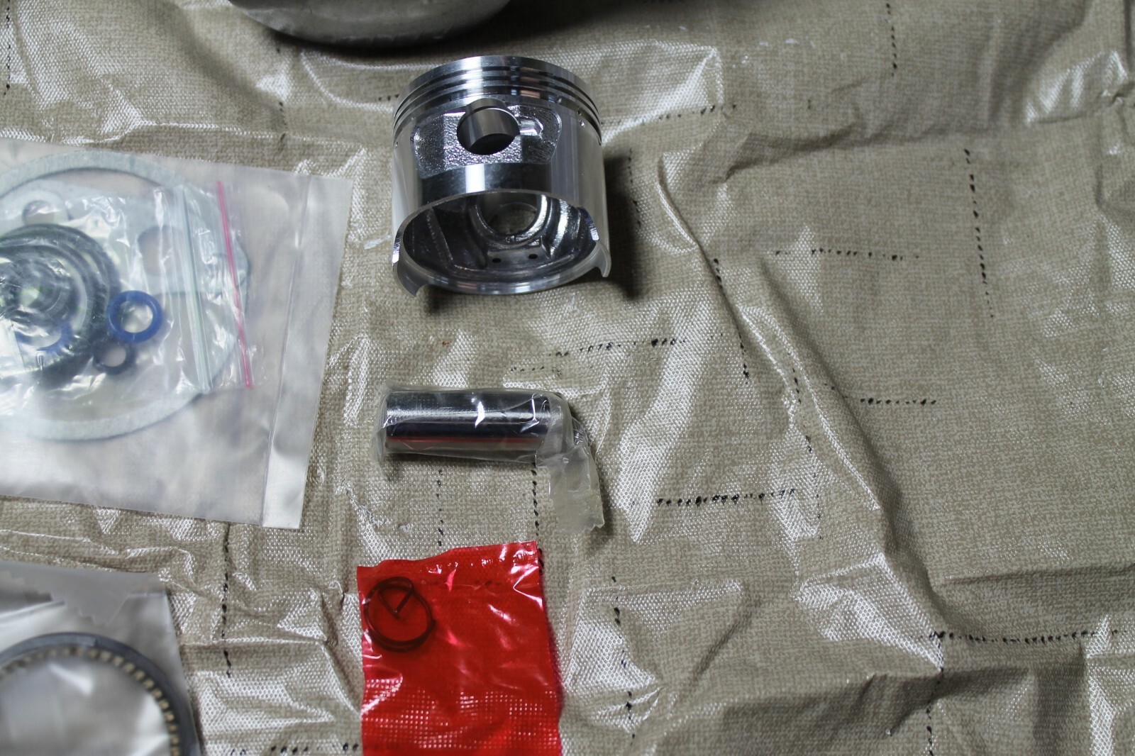 Honda CT70 Top End Rebuild Kit Cylinder Head Piston Valves Cam Gaskets For 69-94