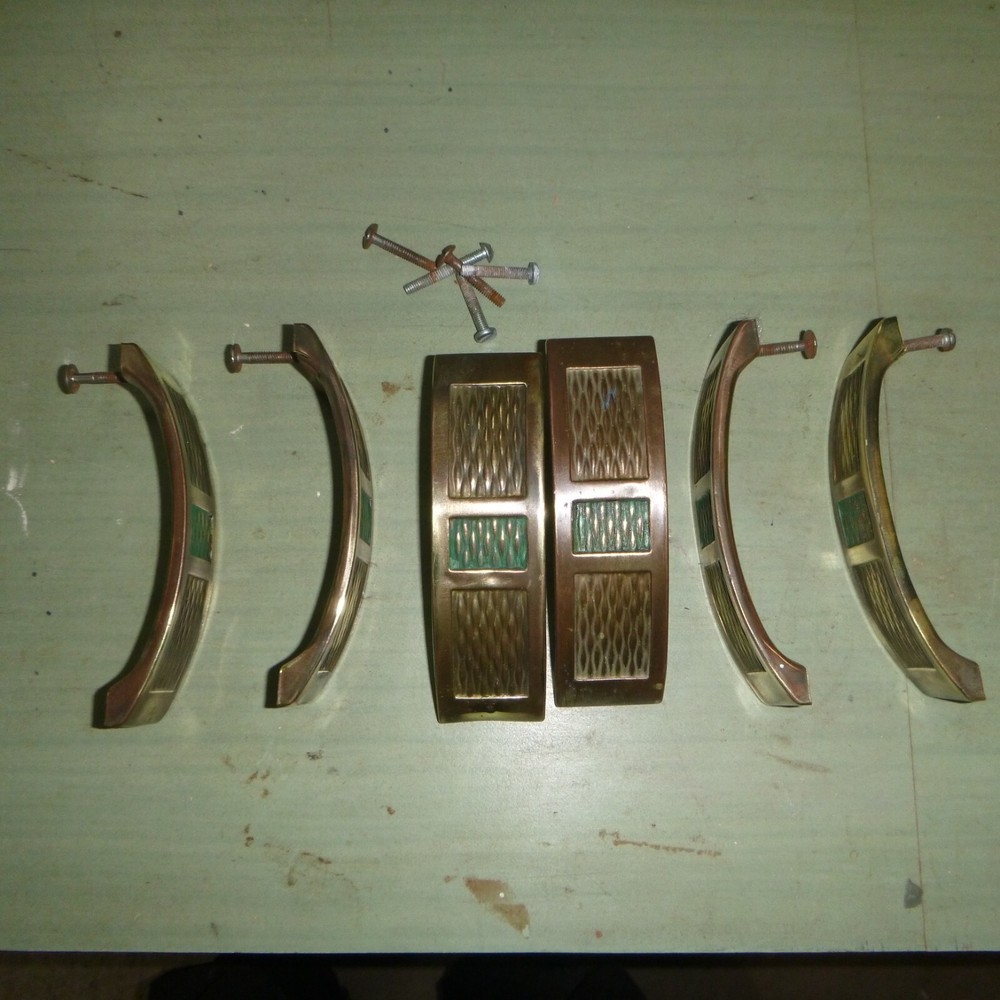 Brass - Arts & Crafts drawer pulls