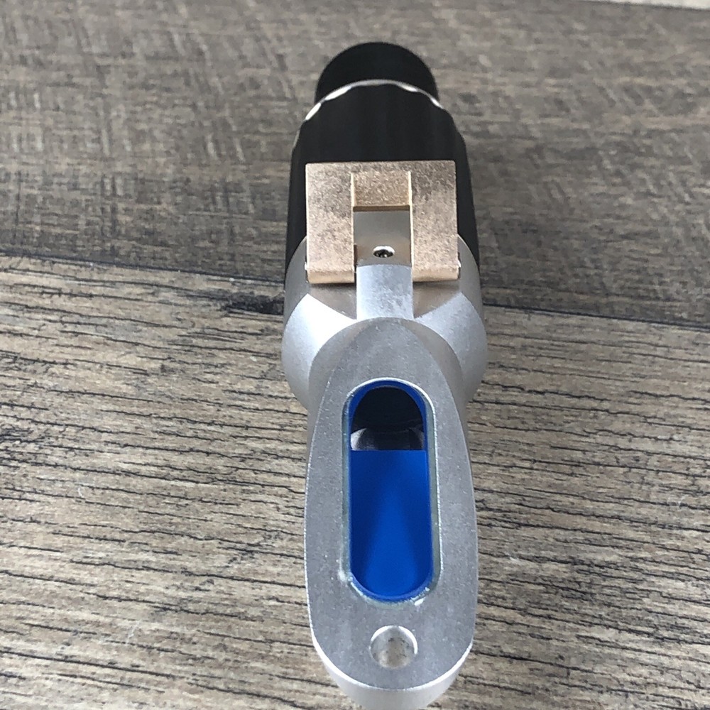 Laxco Portable Refractometer