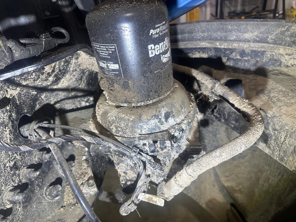 Bendix AD-9SI Air Dryer - Used