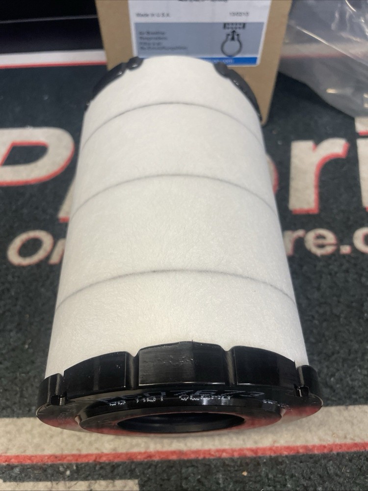 Donaldson P607673 Crankcase Ventilation Filter Spiracle