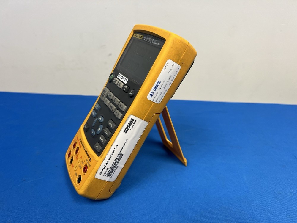 Fluke 725 Multifunction Process Calibrator