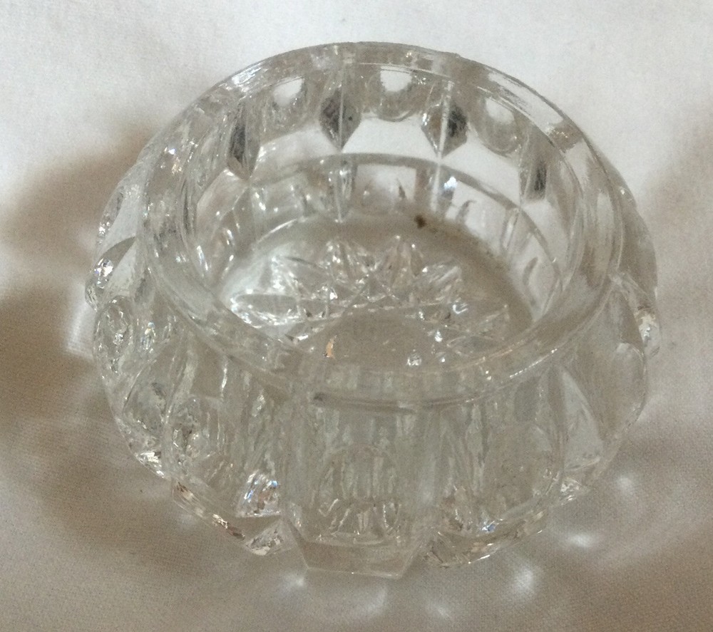 Round Clear Glass Patterned Open Salt Cellar - 1 11/16" diameter