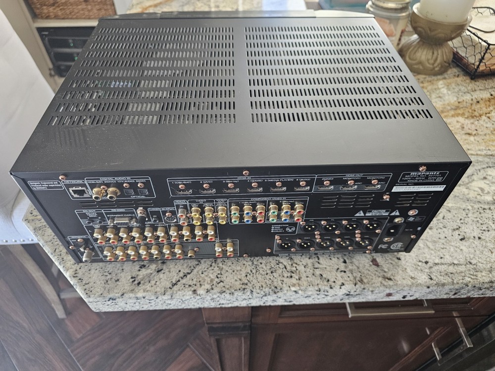 Marantz AV Pre Tuner AV7701