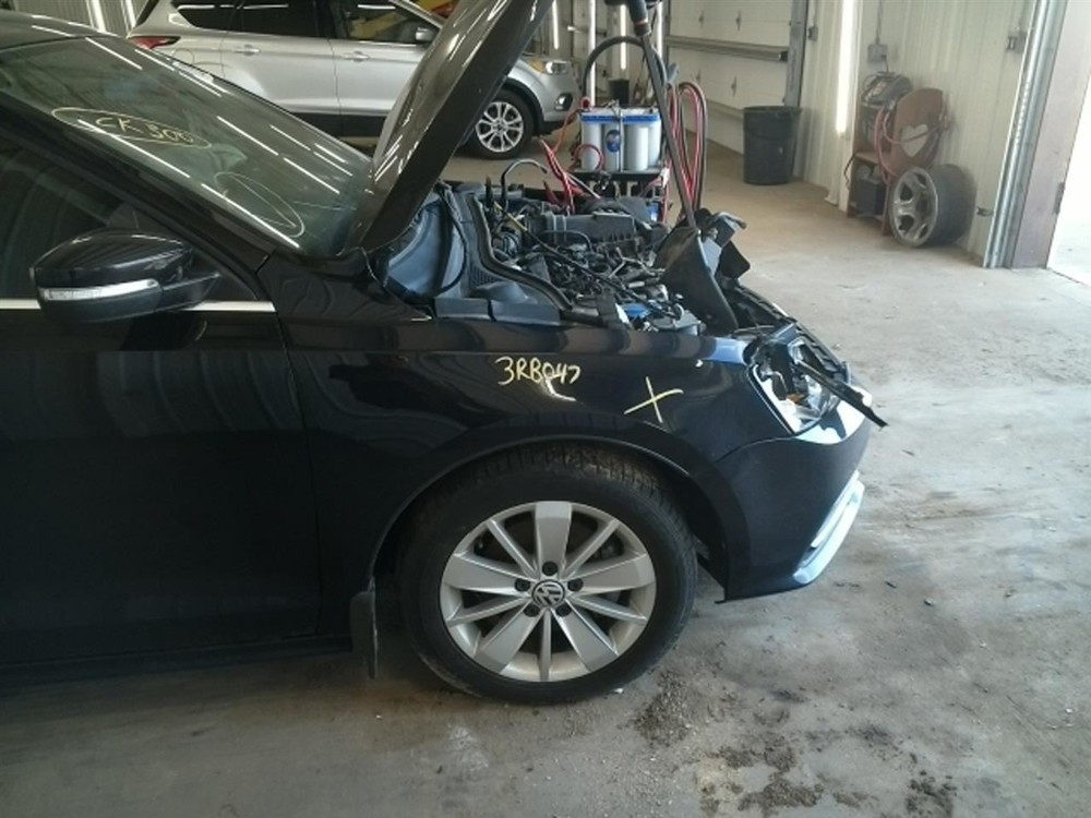 JETTA 2015 High Mounted Stop Light 104810902