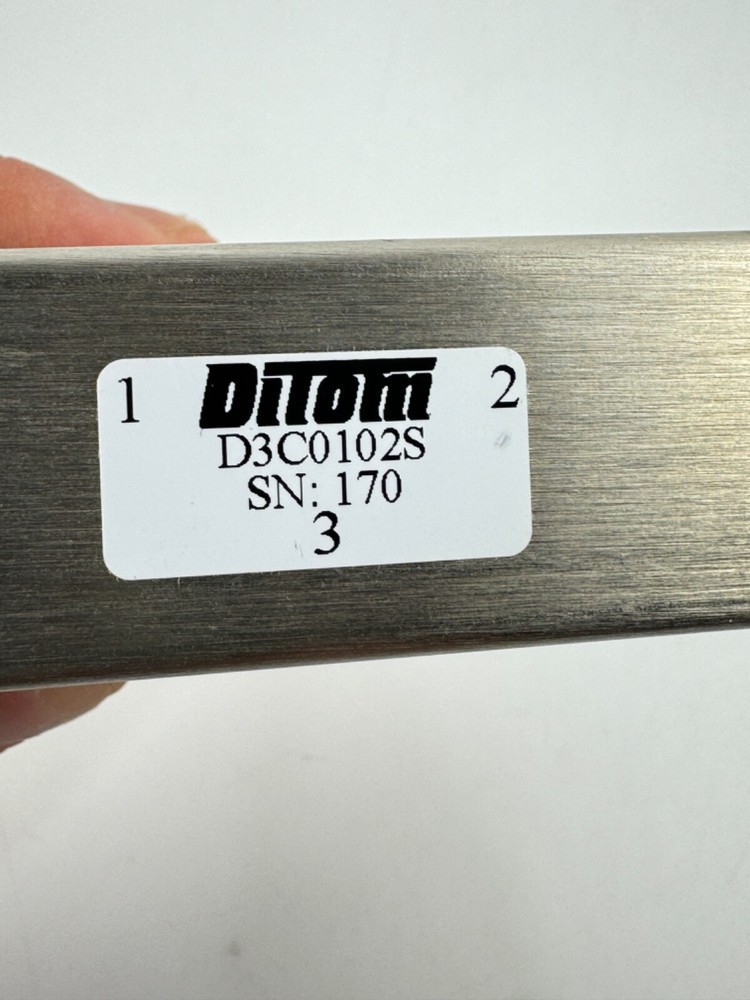 DiTom Microwave D3C0102S Circulator