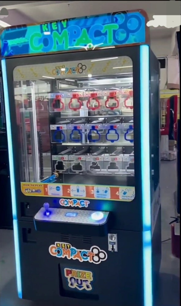 KEY COMPACT 🔑, Lucky Key Master Prize,Skill Redemption Vending Machine Arcade