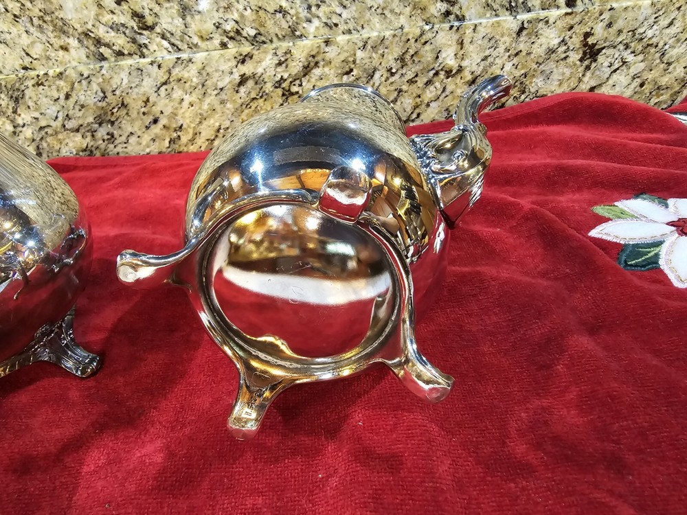 5-pc set Wallace Baroque silver plate tea set and coffee service