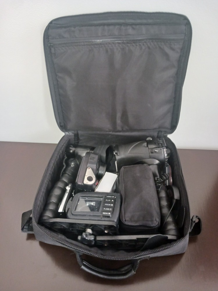 SeaLife DC 1400 Dive Camera Set w/ Extras