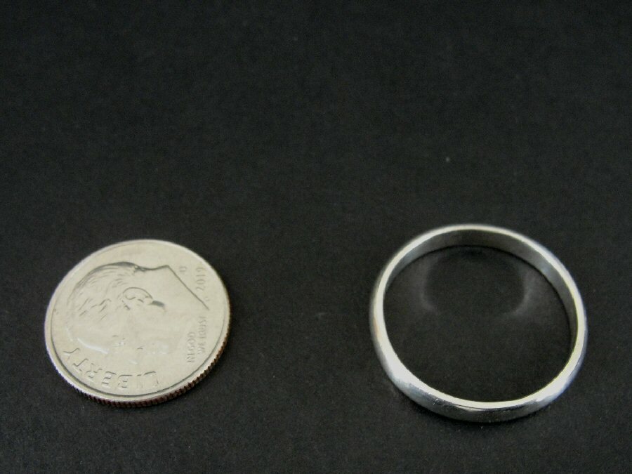 Ring Sterling Band Simple Sleek Silver 925 Size 7.75 Ring Stackable