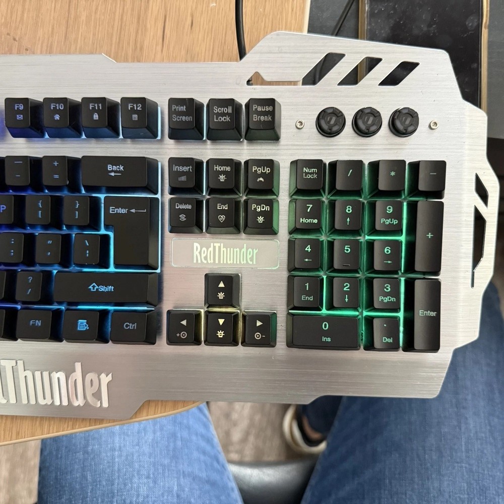 RedThunder K-900 Wired Semi-Mechanical Version Gaming Keyboard Metal Frame Win