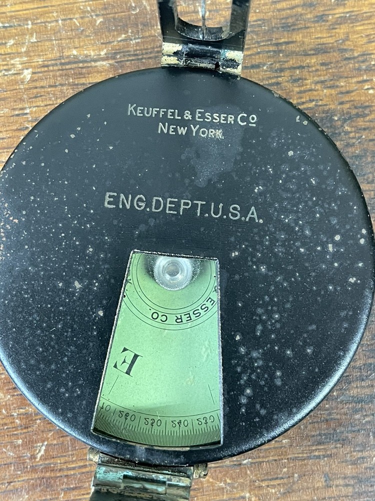 KEUFFEL & ESSER 1917 ENGINEERING DEPT. COMPASS WITH CASE (MM1514) not working.