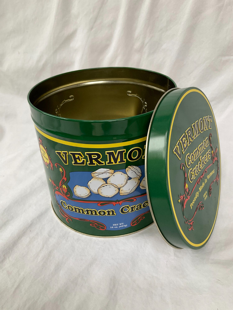 Decorative Vermont Common Crackers tin, 16 oz.