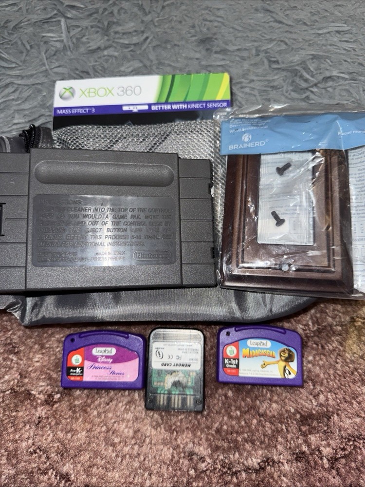 Large Electronics Gems Video Games Projector Lot All UNTESTED V053