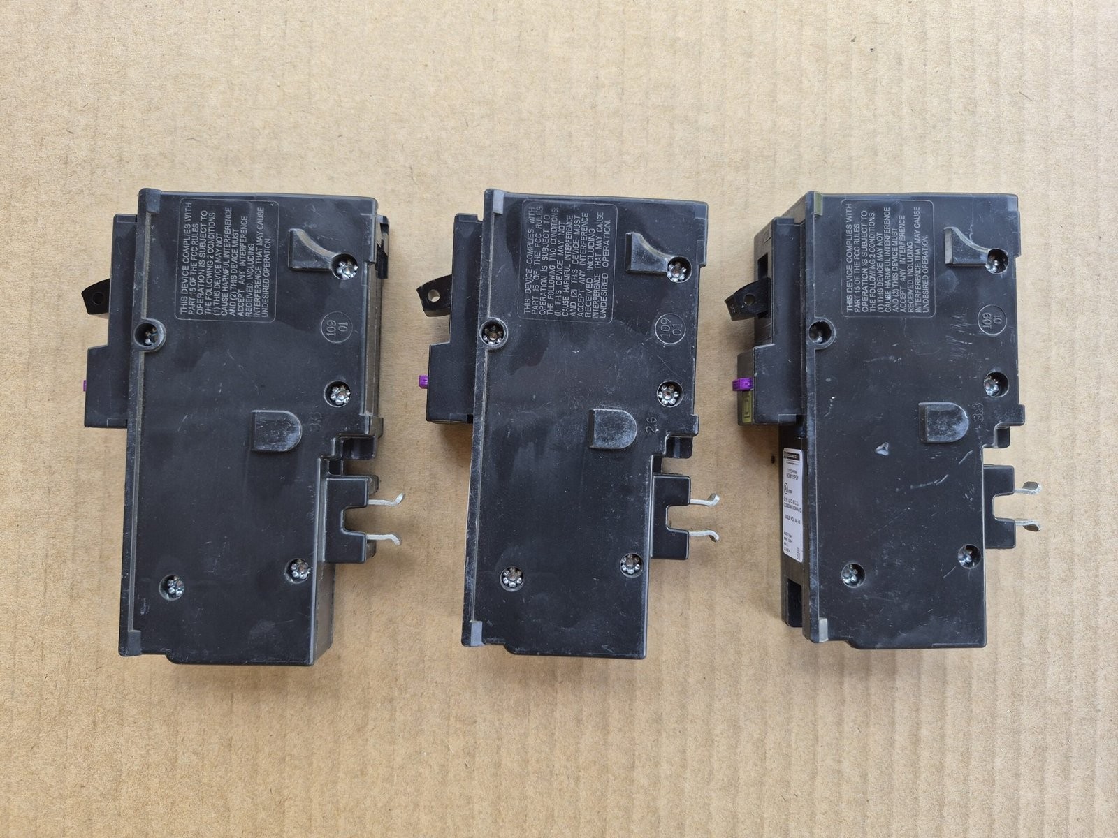 (3) Square D Homeline 15 Neutral Dual Function CAFCI/GFCI Breaker HOM115PDFC