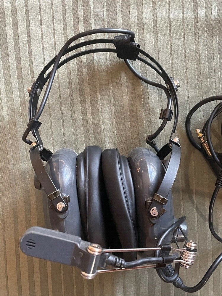 Vintage Avcomm Aviation Headset