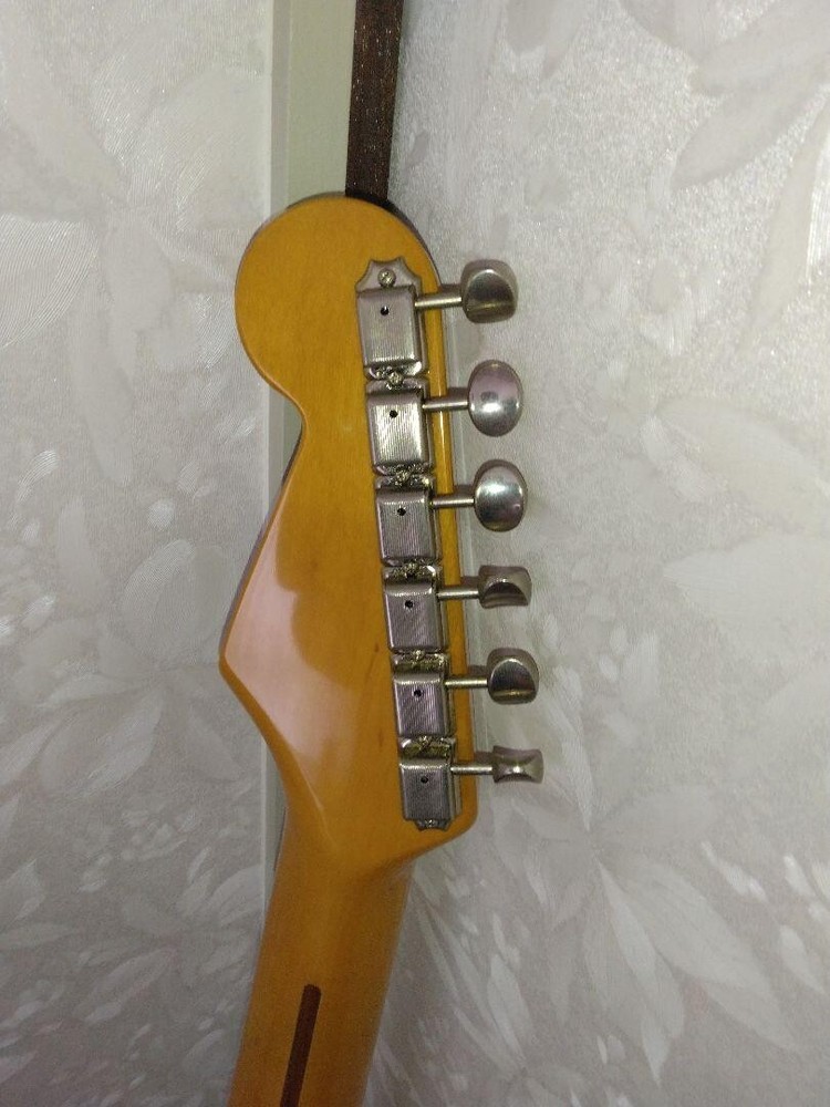 Fender Japan ST54-80AM Safe Packing!