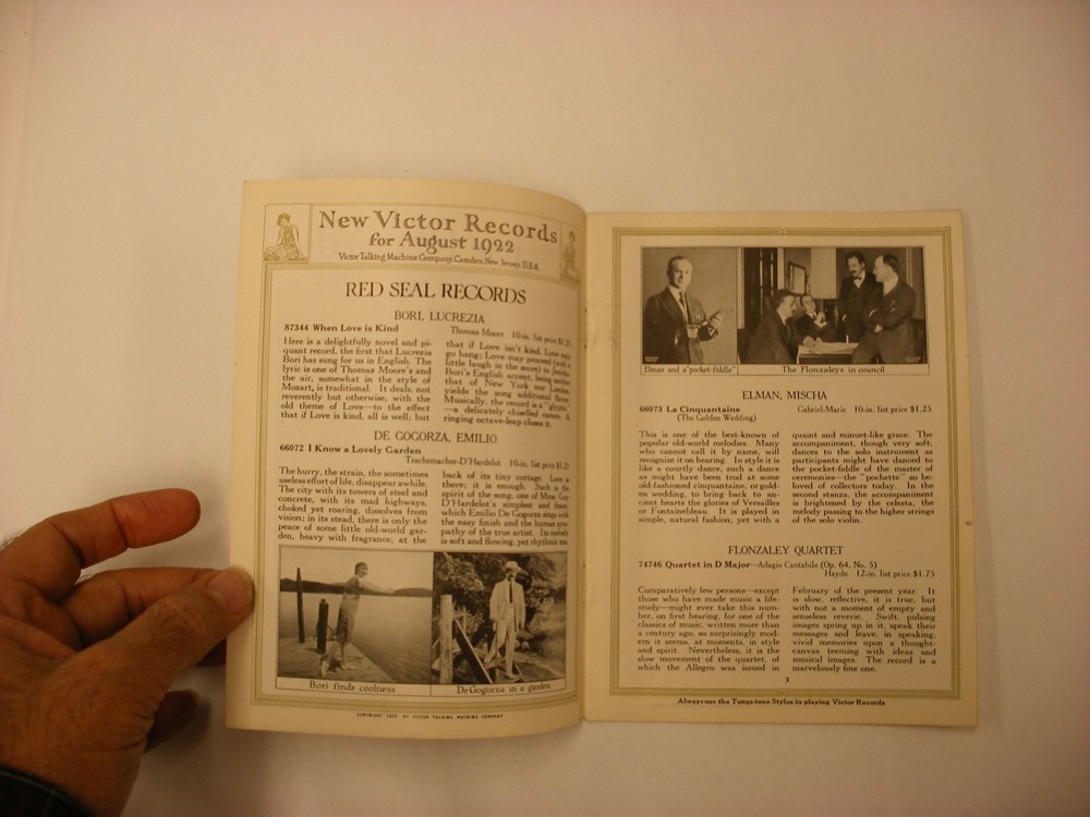 Original Victor Phonograph Records Catalog - August, 1922
