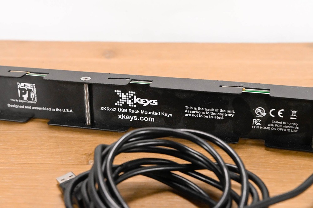 X-keys XKR-32 32-Key Programmable USB Rackmount Control Panel CG01NC2