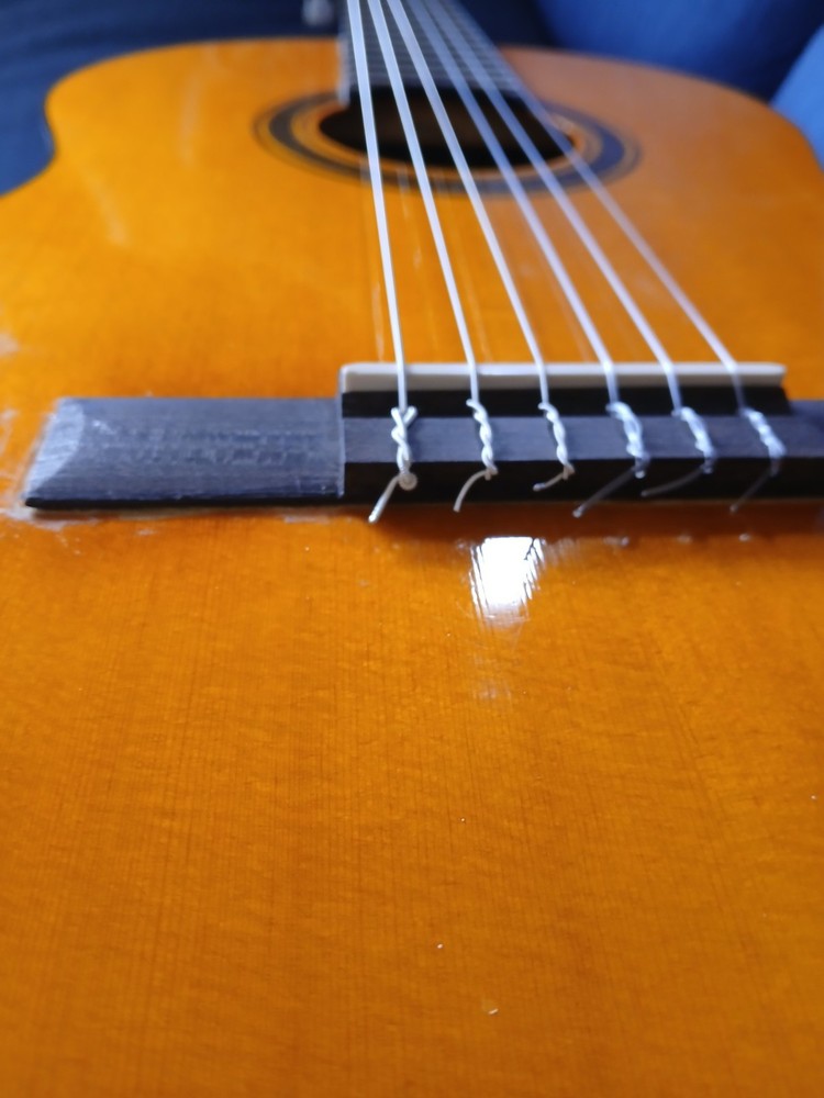 Yamaha CG-101 A Classical Guitar Year 2010 ( No Case)