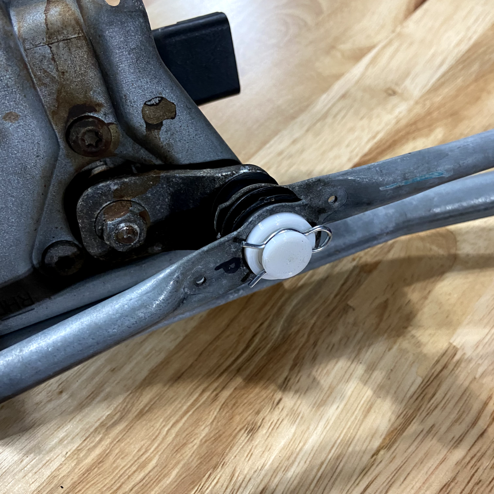 Fits Jeep Wrangler JK 07-18 Windshield Wiper Linkage Bushing JKU