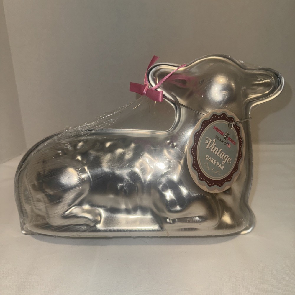 Nordic Ware 3D Easter Lamb Cake Pan New In Plastic! Spring