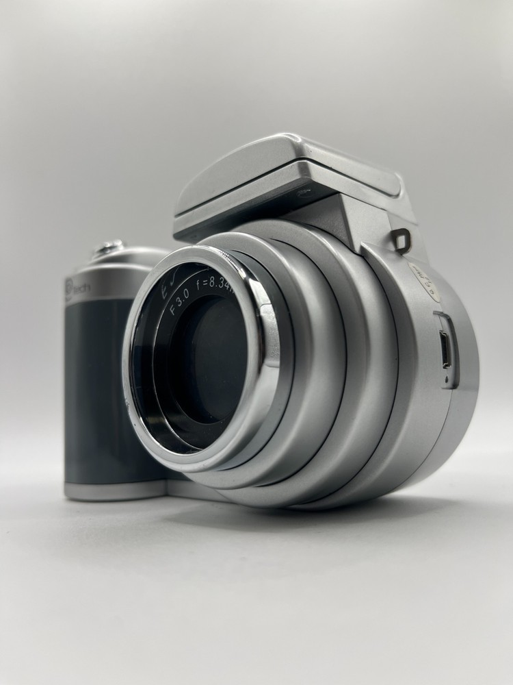 E-TECH DIG-700XS Digital Camera / 4X Digital - Tested + Working