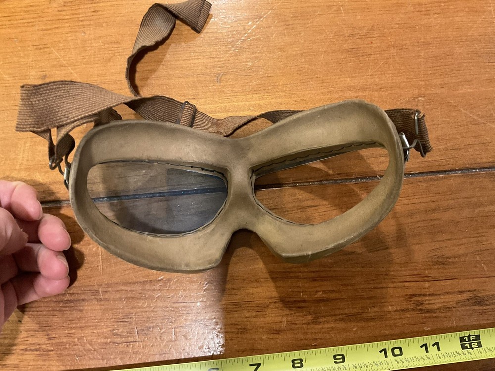 ORIGINAL WWII US PILOT HB ROCKET GOGGLES