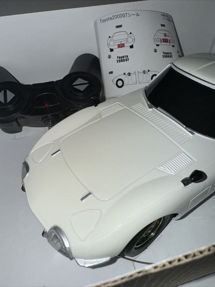 TOYOTA 2000GT RC Full Function Radio Controlled Car