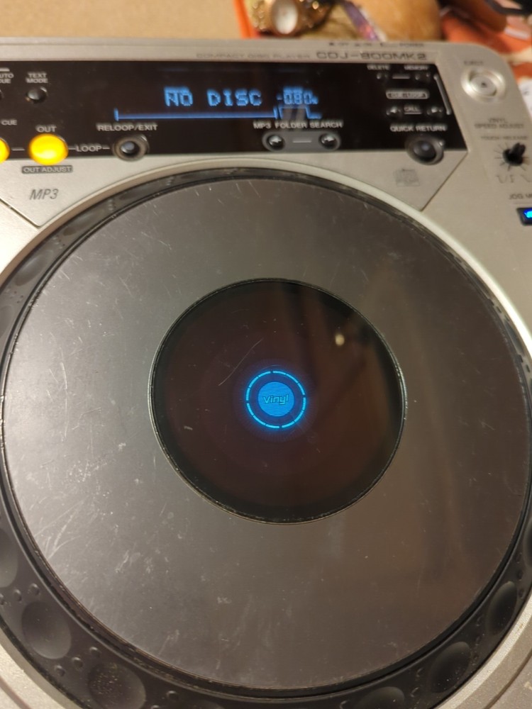 Pioneer CDJ-800 MK2 Digital Turntable Tested