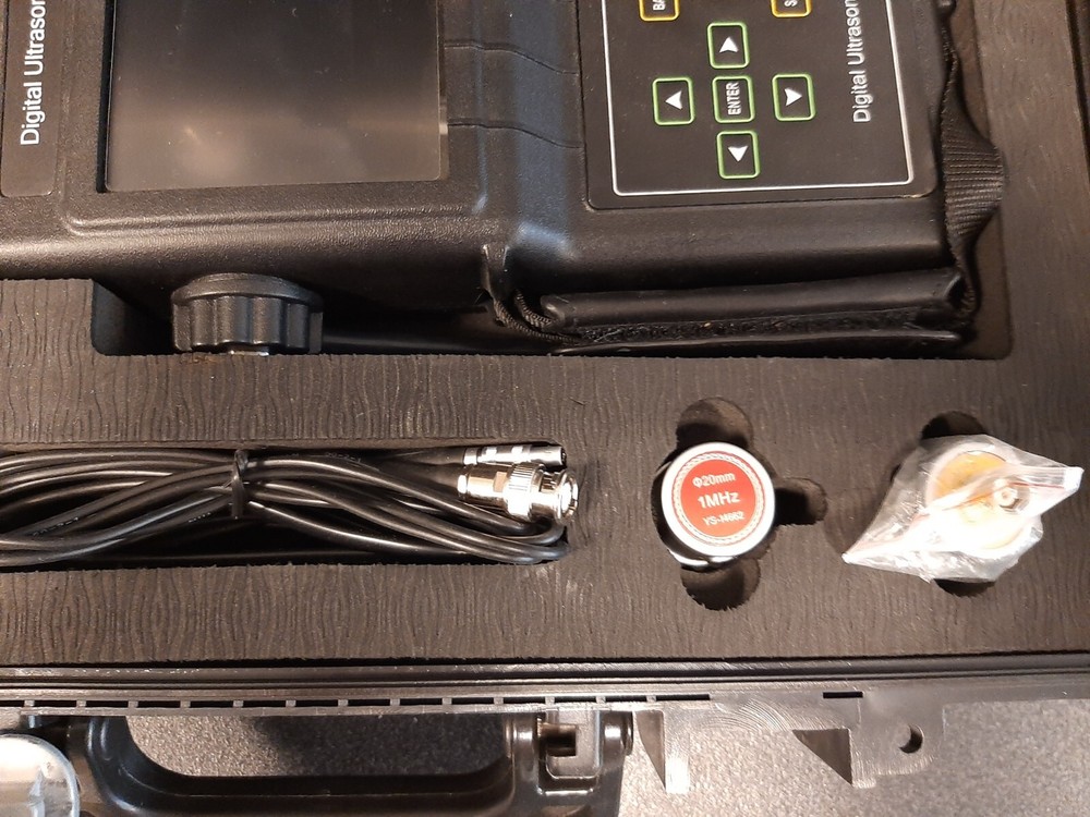ShowRange SRFD2600 Digital Ultrasonic Flaw Detector Set
