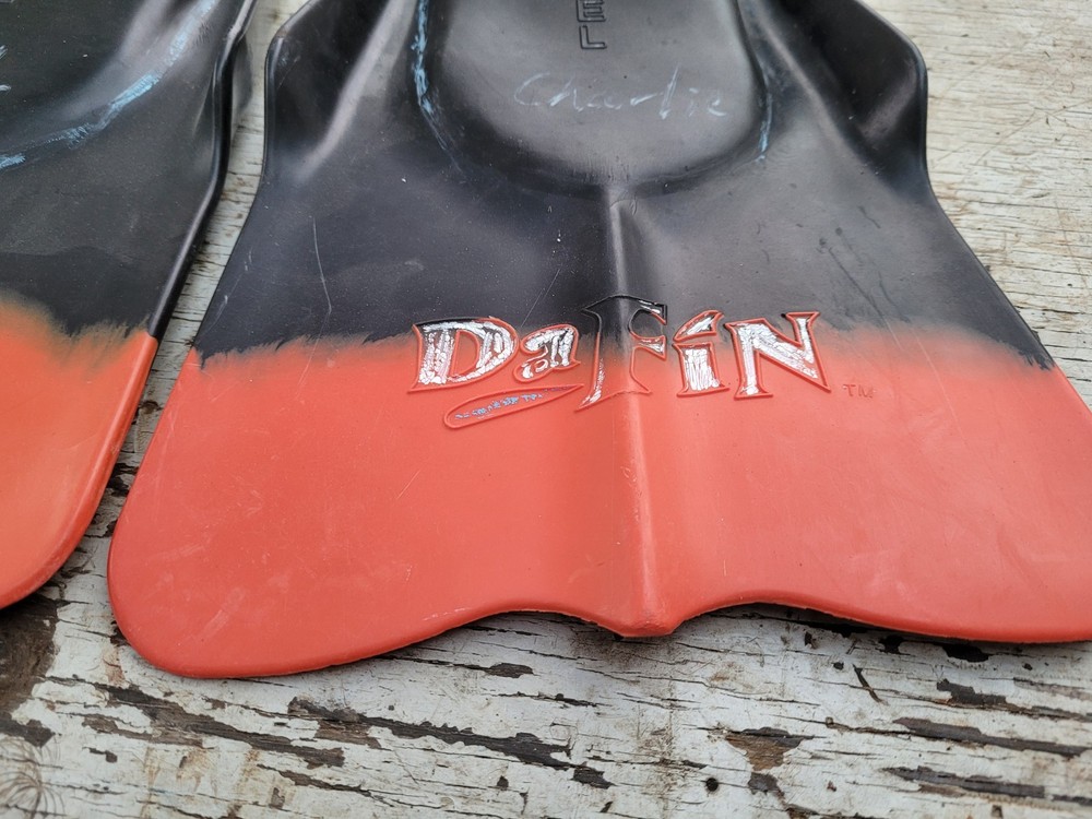 1 Pair Dafin 5-6 Small Fair condition,