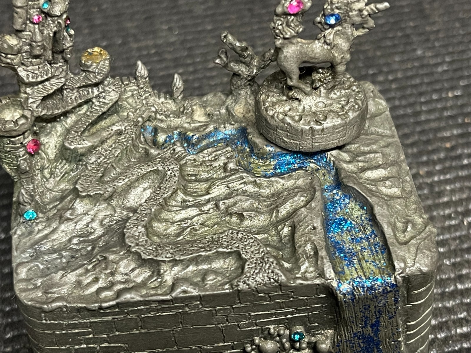 Vintage 1993 CCI Pewter Fantasy Castle & Unicorn Music Box Comstock Creations