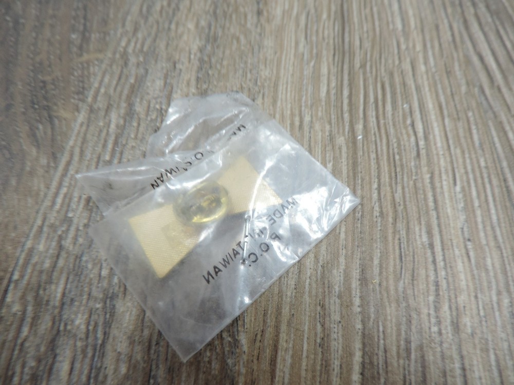 Budweiser Pin 1"x0.5"