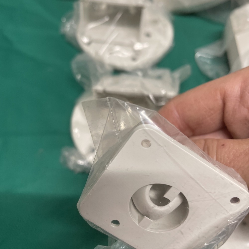 NEW (4) WATTSTOPPER CI-100VERSION 3 PIR OCCUPANCY SENSOR