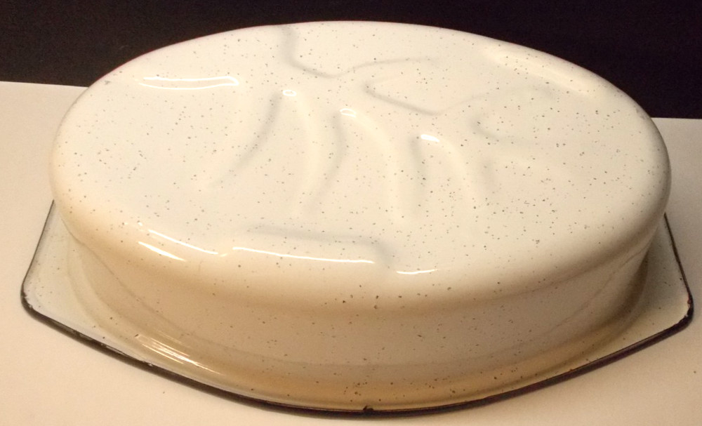 Vintage Speckled White Enamelware Chicken Roaster