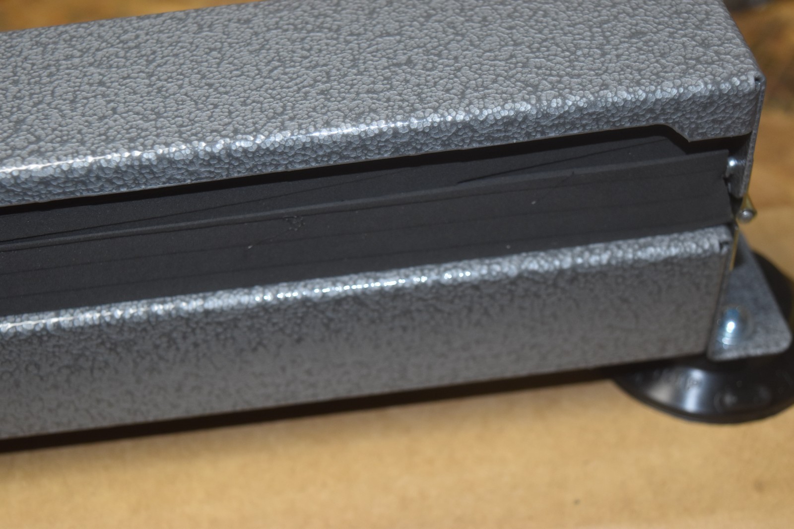 Pelsue 9S27 Fiber Optic Cable Clamp, Suction Cup NOS FREE SHIPPING