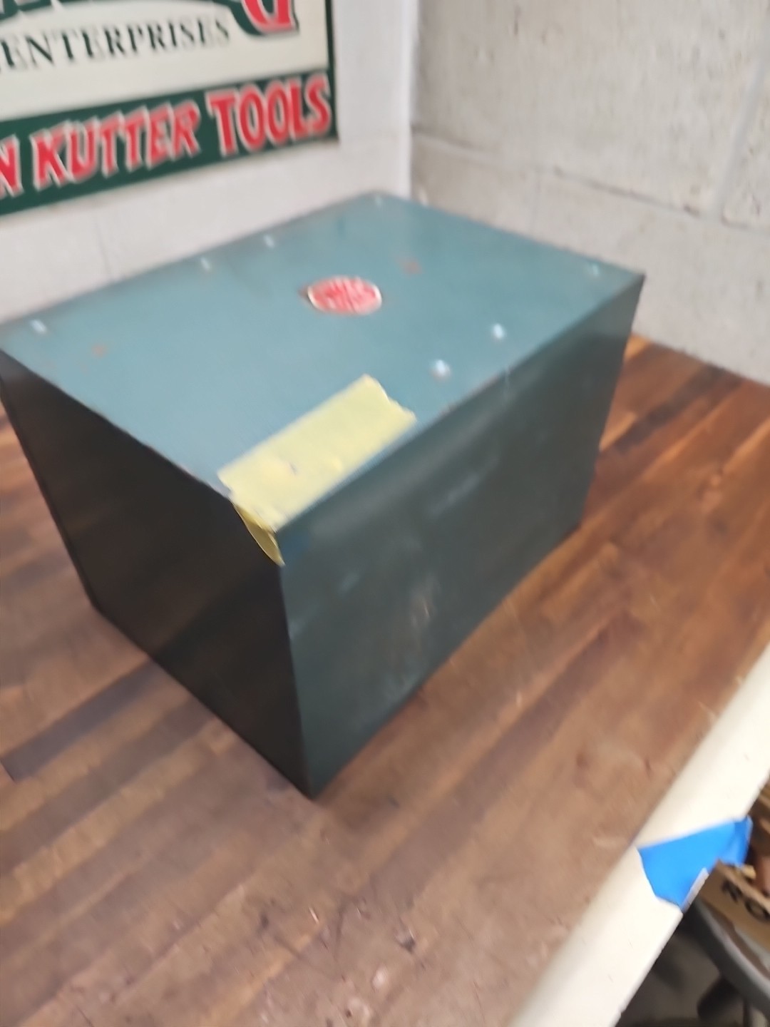 I5- Vintage WARDS MASTER QUALITY Metal 6 Drawer Small Parts Cabinet